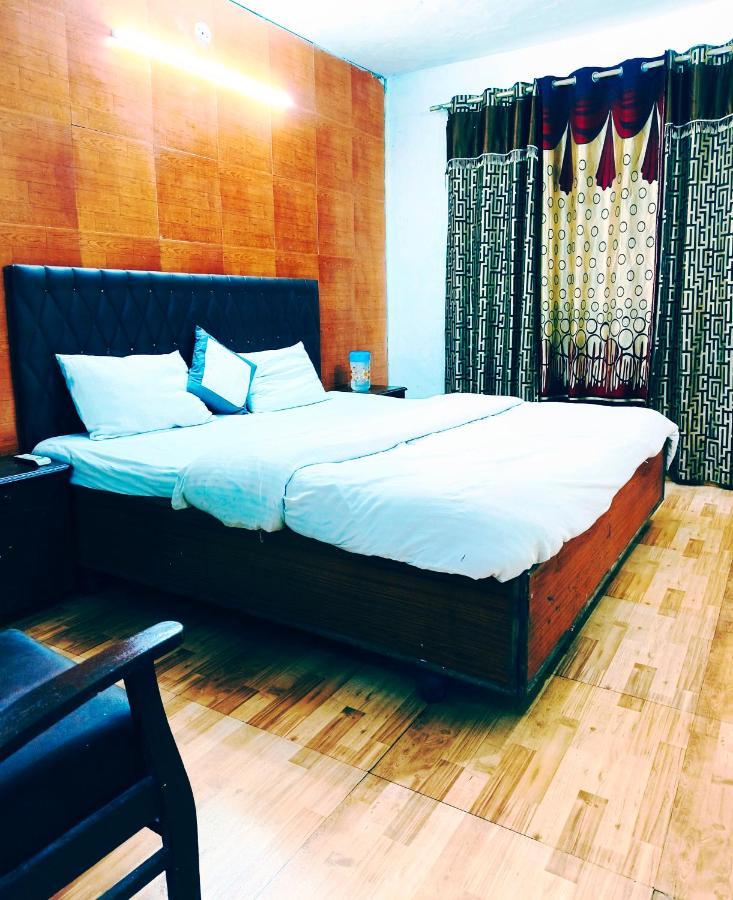 Hotel Holiday Dalhousie - Near Ghandhi Chowk Mall Road Εξωτερικό φωτογραφία
